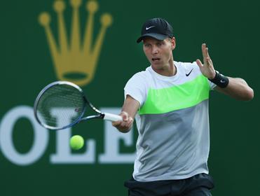 Tomas Berdych's forehand may give him the edge today